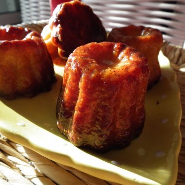 Les cannelés héhéhé! à la vanille