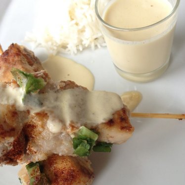 Les brochettes de dorade sauce douce aux fruits de la passion