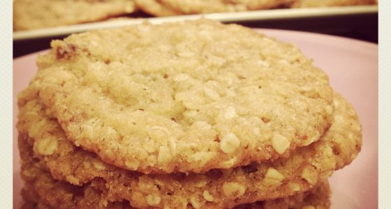 Le cookie aux flocons d’avoine et raisins (chewy oatmeal and raisin cookie)