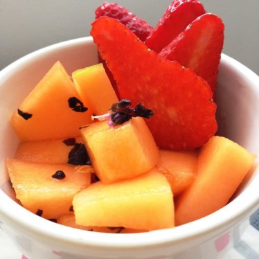 Le melon et les fraises au basilic pourpre