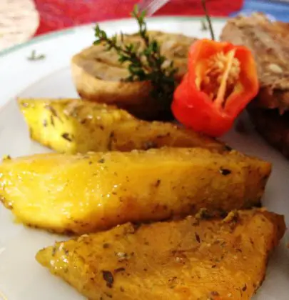 Les délicieux légumes rôtis… pommes de terre et giraumon