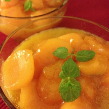 La petite nage caramélisée de melon tiède aux parfums d’orange