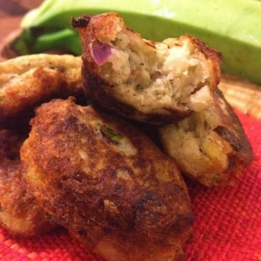 Les croquettes de tinains ou bananes vertes