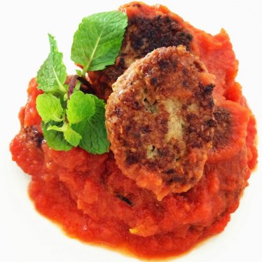 Les boulettes de boeuf à la menthe, sauce tomate à  l’aubergine