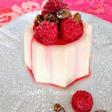 L’innocente panna cotta pistache et framboises