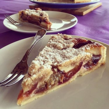La tarte aux quetches et son crumble à la cannelle