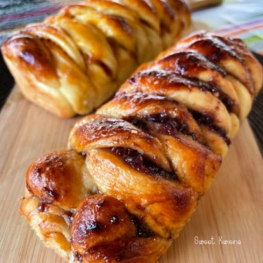 Le pain au beurre à la confiture